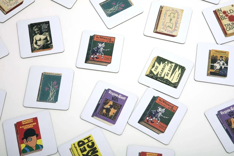 CLASSIC PAPERBACKS MEMORY GAME - Image 3