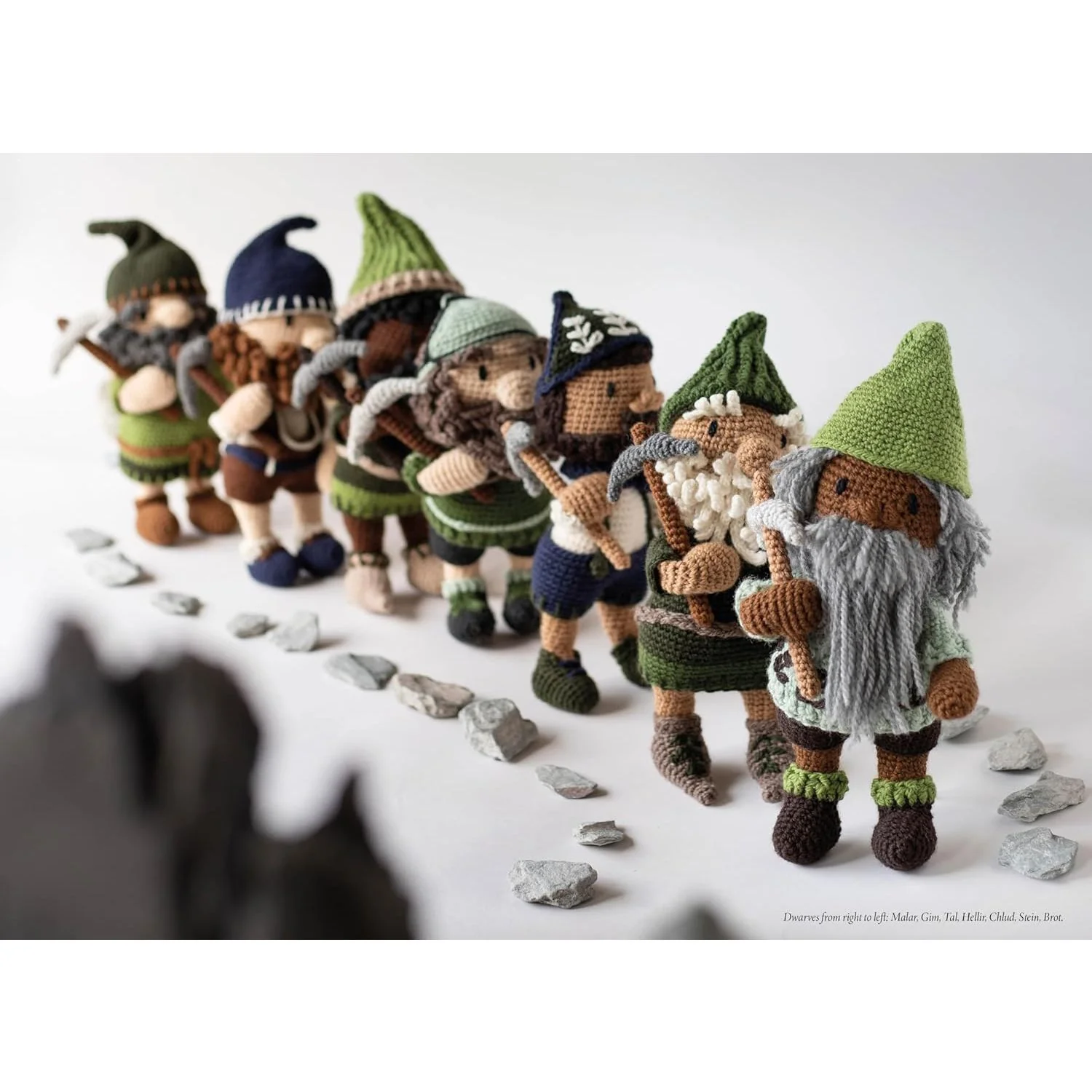 CROCHET FAIRYTALES COTTAGE STORIES - Image 3