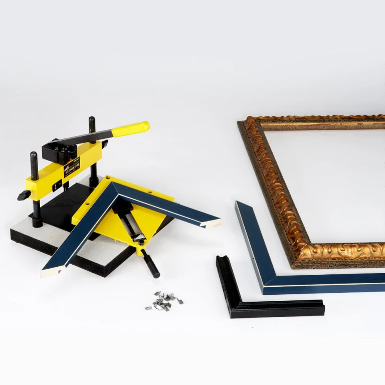 LOGAN FRAMING STUDIO JOINER - Image 3